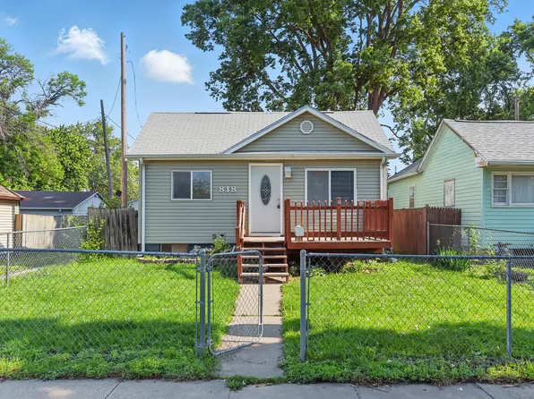 818 18th Ave, Council Bluffs, IA 51501