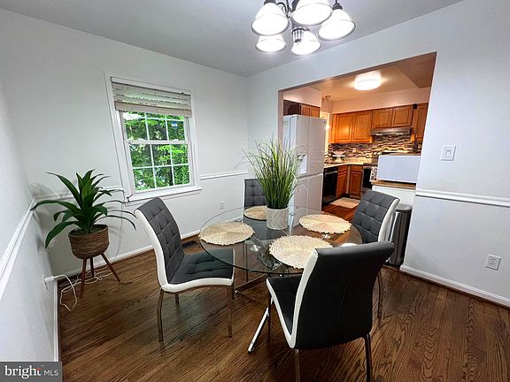 3rd image of 3348 Contessa Ct