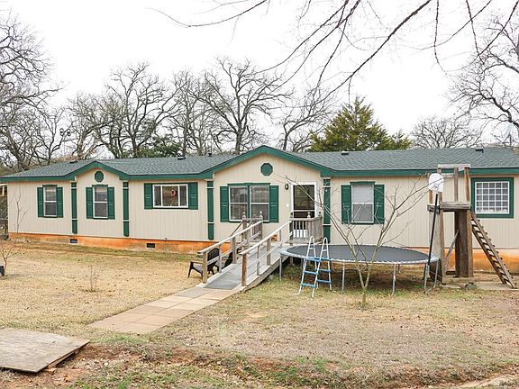 3rd image of 3840 County Road 401