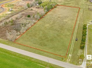 28467 Gardner Rd, Elberta, AL 36530