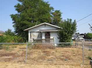 321 3rd Ave E, Pacific, WA