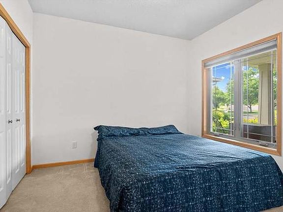 2nd image of 12609 Midway Ct NE