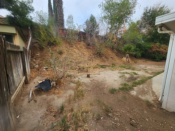 5th image of 37641 Sandra Ln