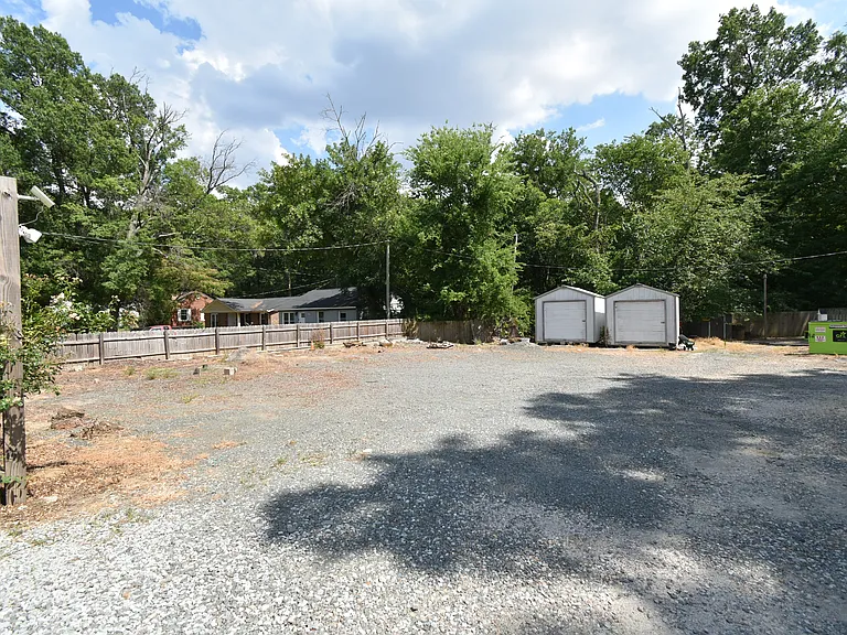 2603 W Carver St — Photo 35
