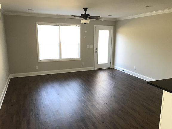 3rd image of 212H Carver Ln