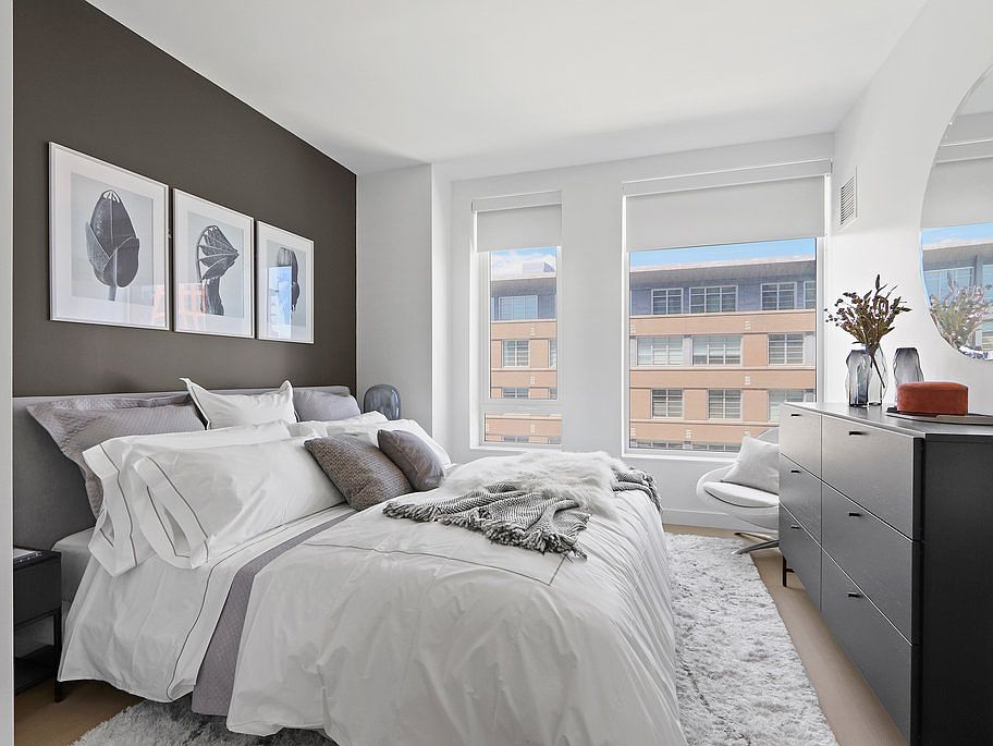 1st image of 390 Harrison Ave APT 411
