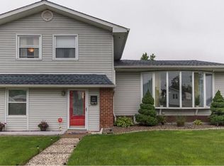 8878 Rising Sun Ave, Philadelphia, PA 19115