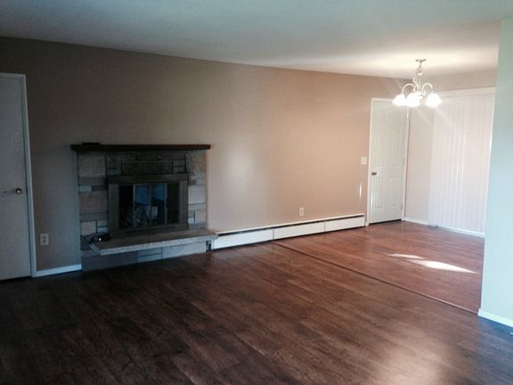 3rd image of 3110 Alberta Dr