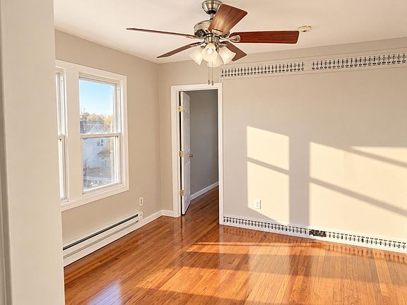 2nd image of 89 Worcester St #2