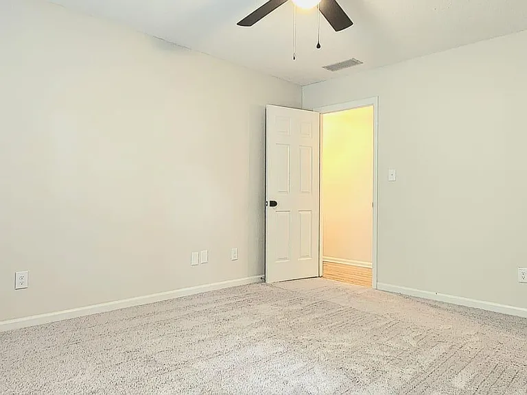 11165 Wilshire Chase Dr — Photo 29