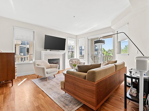 2nd image of 15368 16a Ave #314