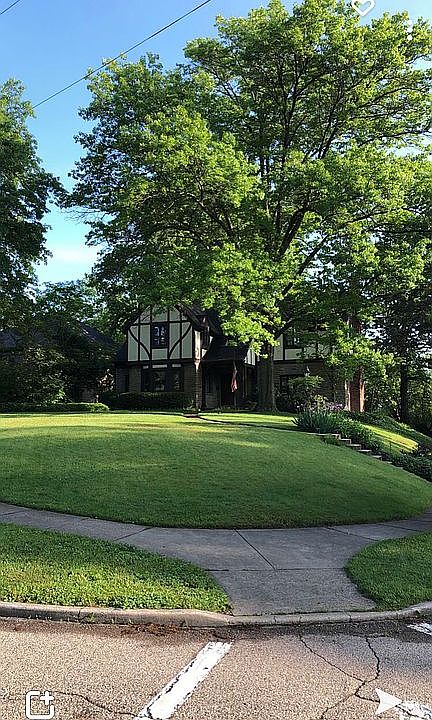 2nd image of 400 Hillcrest Dr