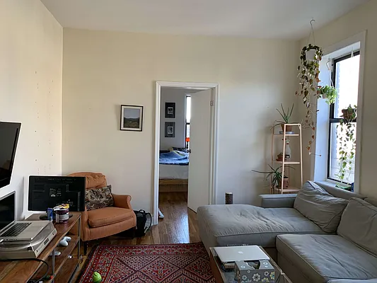 Rented by Yup Realty LLC | media 58