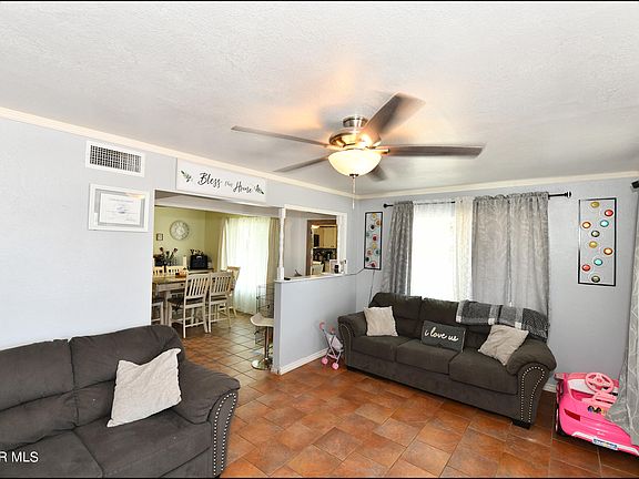 3rd image of 1399 Brisa Ave