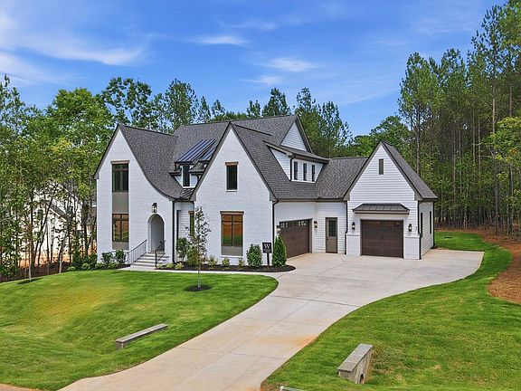 3rd image of 80 Spanish Oak Dr