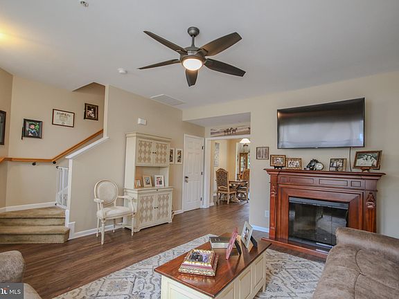 5th image of 639 Wye Oak Dr