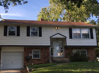 1208 Yellowstone Dr, Newark, DE 19713