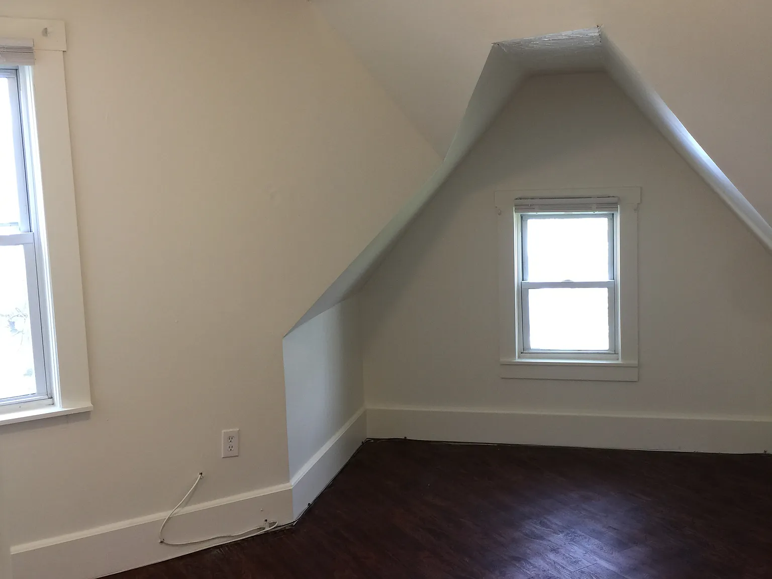 3 bed, 1000 sqft, $2,299 — Photo 4