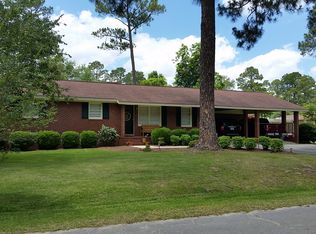 1424 Locust Ln, Eastman, GA 31023