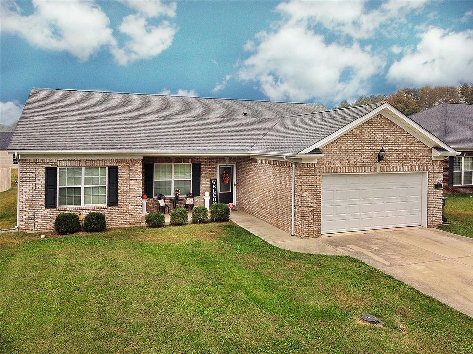 1st image of 107 Vineland Parkway Dr