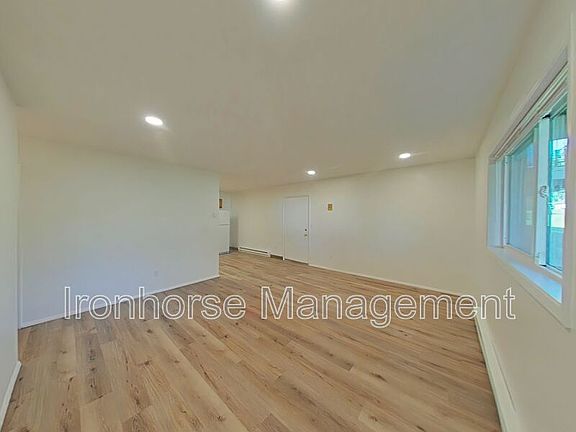 4th image of 809 W Villard St APT 44
