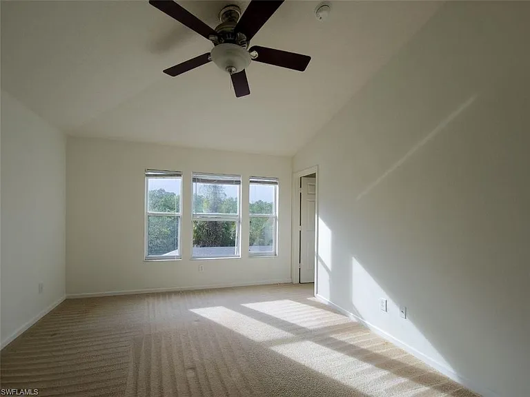 2332 Silver Palm Dr — Photo 19