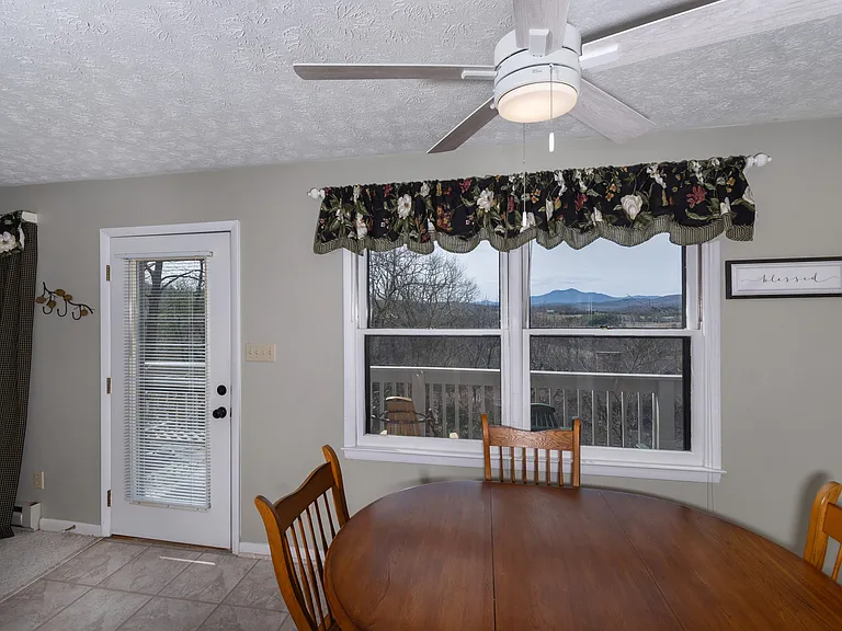 188 Laurel Hill Dr — Photo 17
