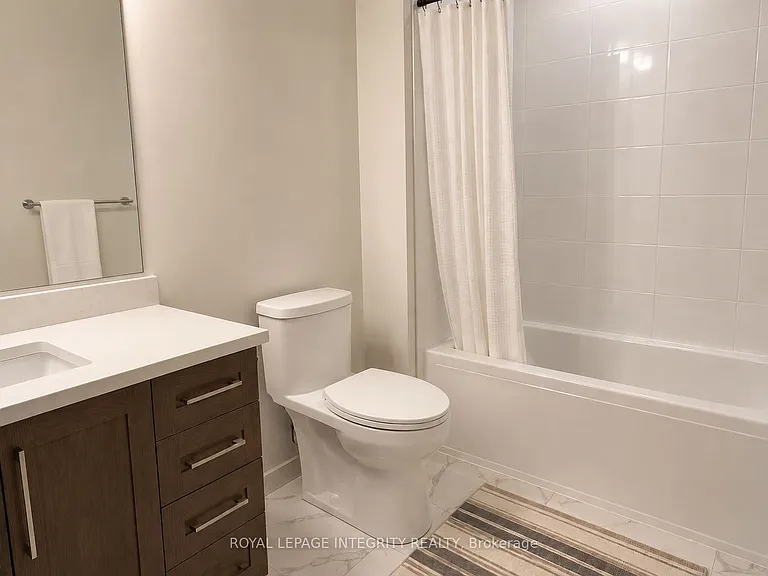 747 Coast Cir — Photo 18