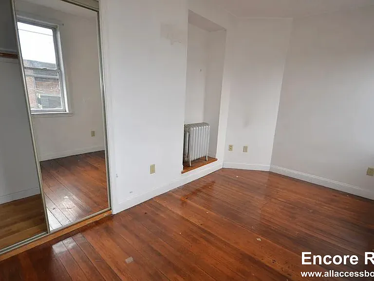 37 Egremont Rd #14 — Photo 11
