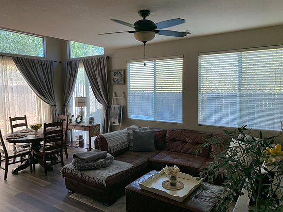 5th image of 233 Spring Oak Ct