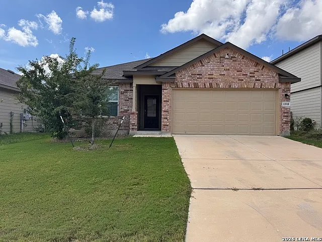 3 bed, 2.0 bath, 1442 sqft, $1,875 — Photo 2