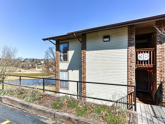 2nd image of 257 Clubhouse Dr APT 13