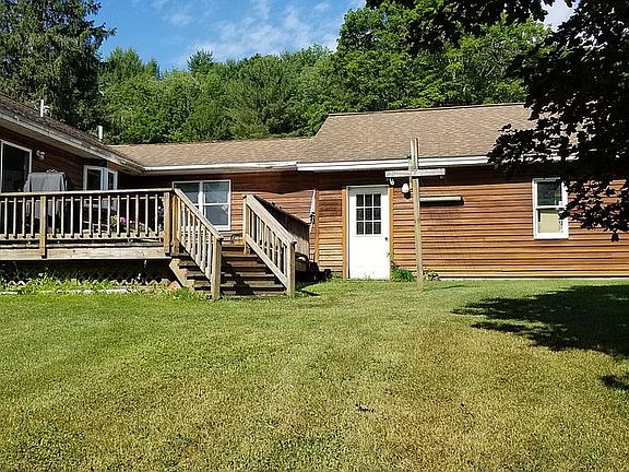 4th image of 9813 Skaneateles Tpke
