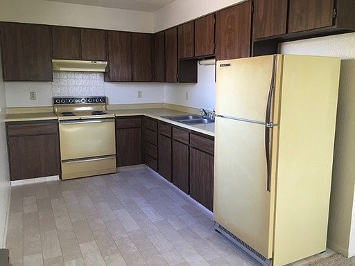1st image of 712 S 1st St W APT C