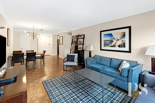 Sold by Compass | media 4