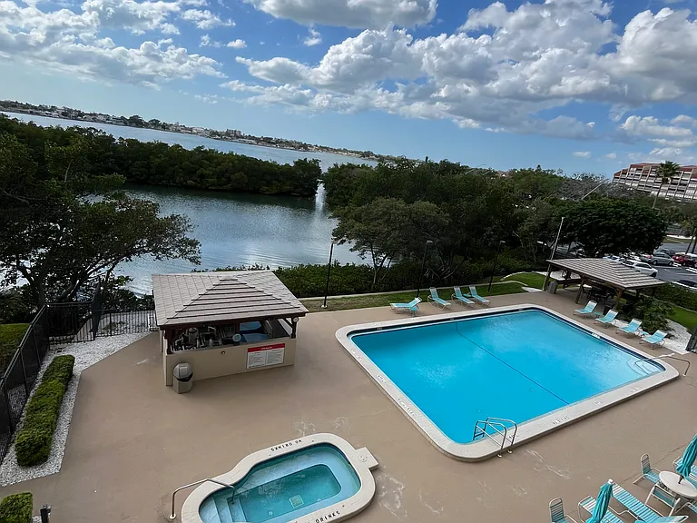7050 Sunset Dr S #309 — Photo 12