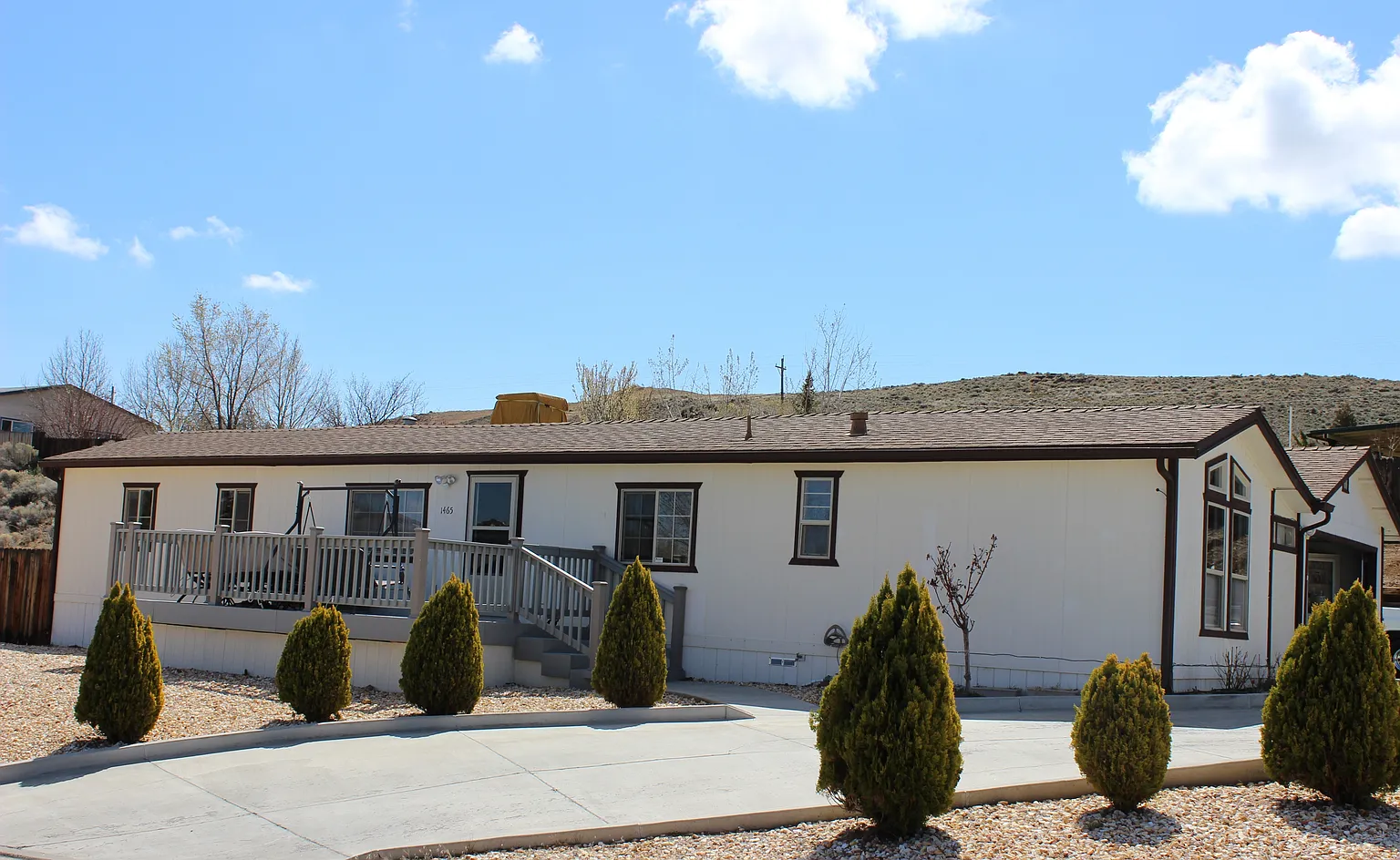 1465 Kate Ln photo 1
