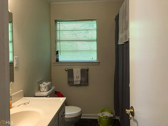 5th image of 2077 Foster Mill Dr