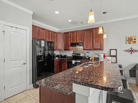 5th image of 2741 Kashton Dr.