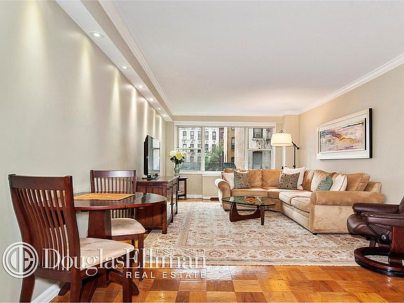 2nd image of 420 E 72nd St APT 4G