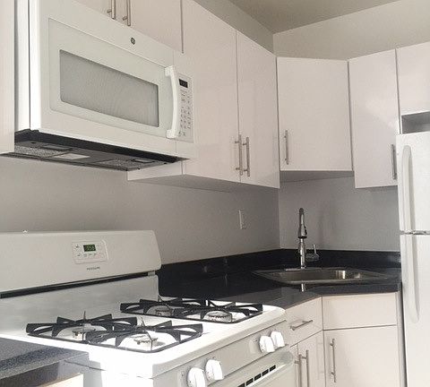 5th image of 189 E 18th St APT 05A