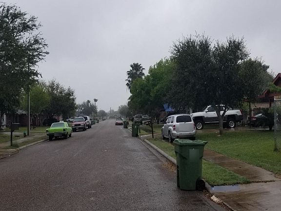 5th image of 3909 Monica Dr