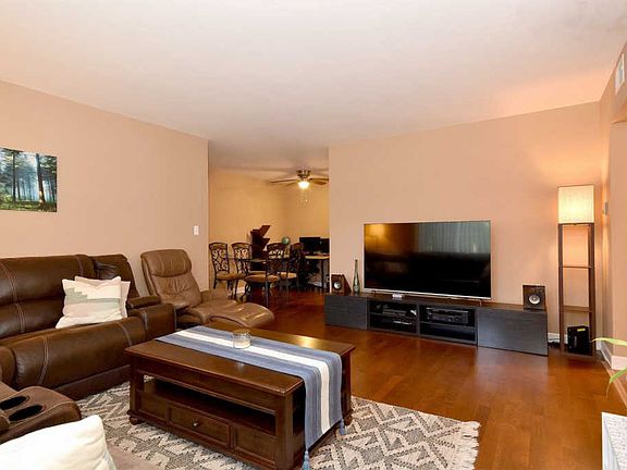 3rd image of 6174 Knoll Lane Ct APT 102