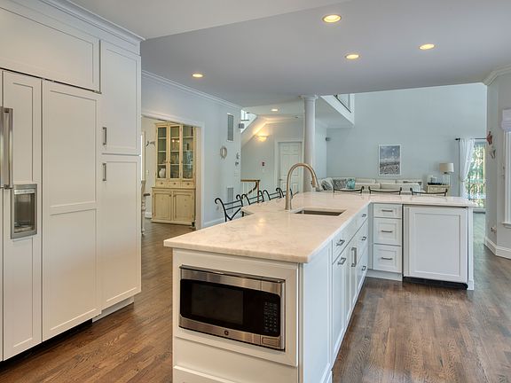 3rd image of 15 Spinnaker Way
