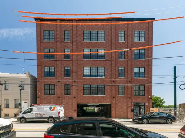 3045 - 51 Richmond St