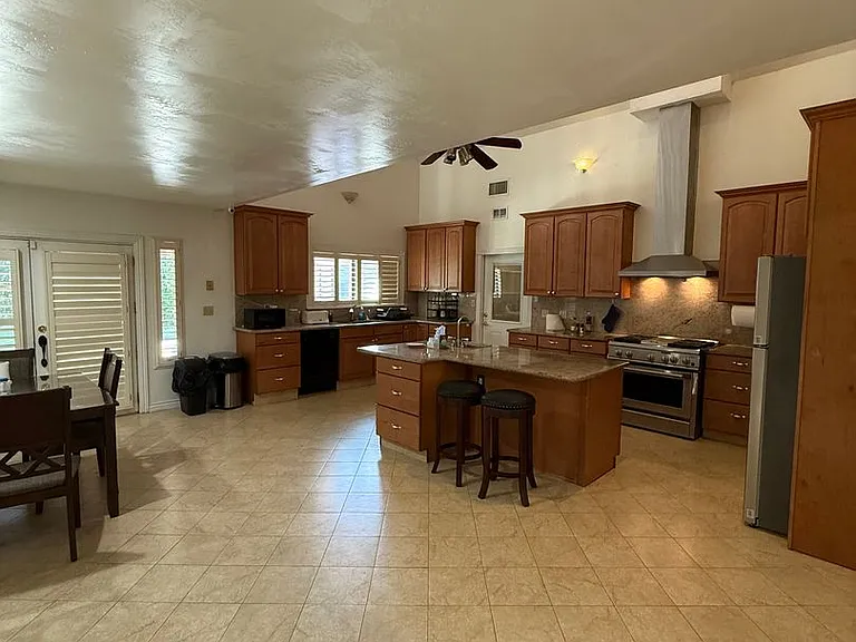 3800 Casey Ct — Photo 14
