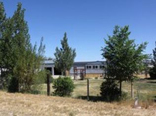 461 Westcliff Dr, Spring Creek, NV 89815