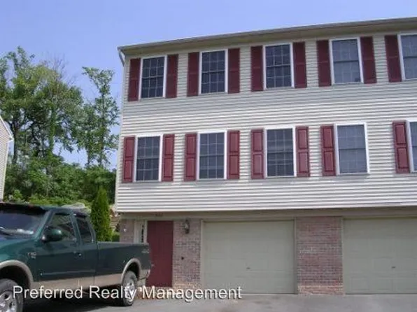 645 Rockwood Dr, Elizabethtown, PA 17022