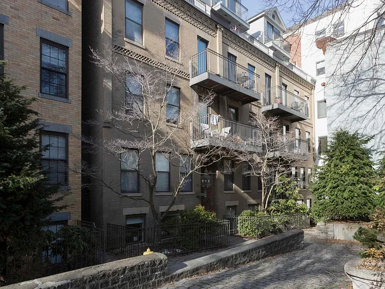 12 Greenough Ln #LL2 — Photo 10