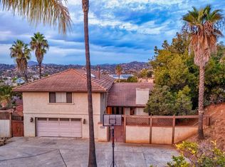 2140 Helix St, Spring Valley, CA 91977